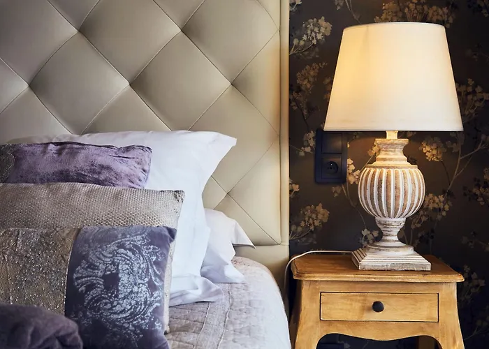 Domaine De Chalveches Hotel Spa 4*